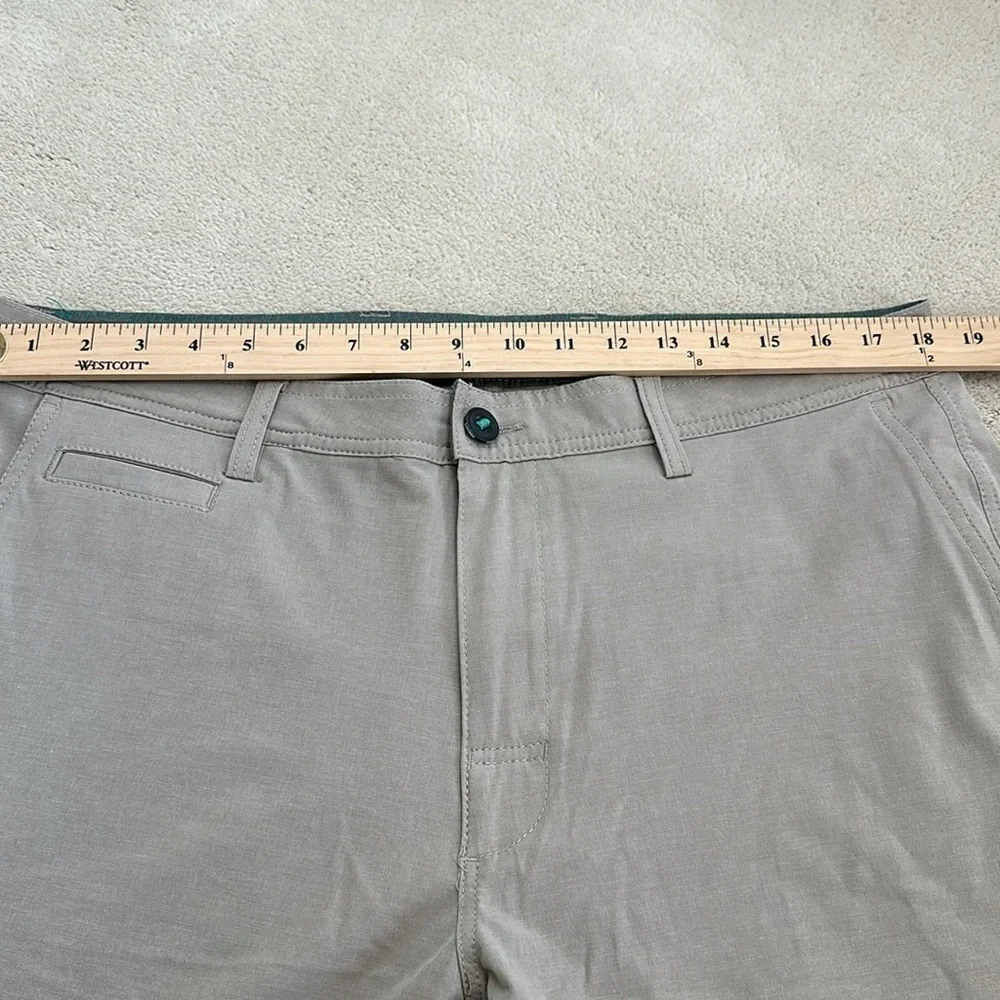Linksoul Golf Shorts Men’s Khaki Performance Stretch Fabric Size 30